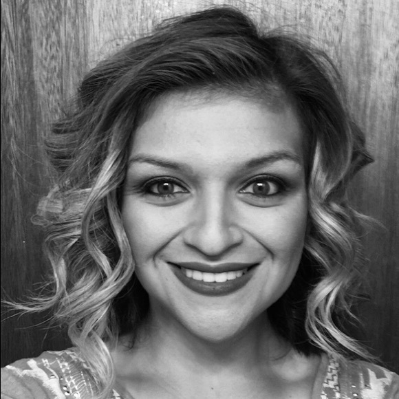 Meet your Posher, Kristy - Picture 2 of 4